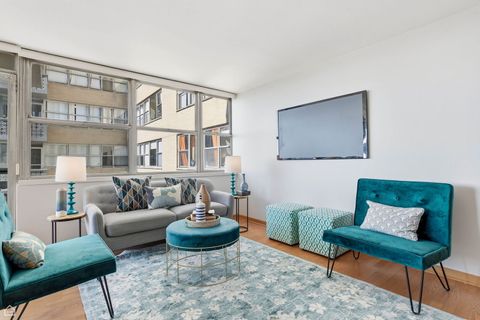 Tiny photo for 6301 N Sheridan Road #18P, Chicago, IL 60660 (MLS # 12510589)