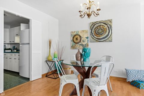 Tiny photo for 6301 N Sheridan Road #18P, Chicago, IL 60660 (MLS # 12510589)