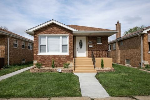 Photo of 12114 S Michigan Avenue, Chicago, IL 60628 (MLS # 12553817)