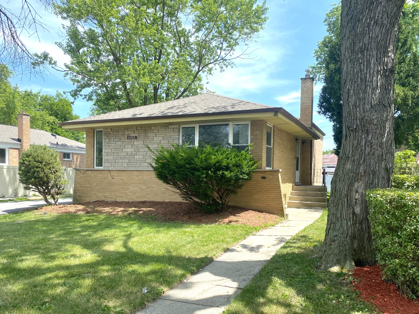 16009 Debbie Lane