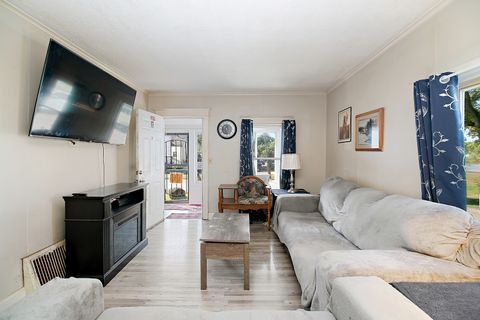 Tiny photo for 547 W Bourbonnais Street, Kankakee, IL 60901 (MLS # 12484829)
