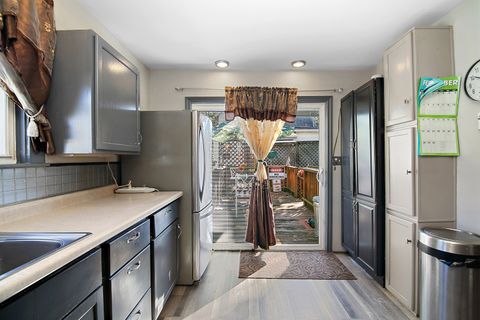 Tiny photo for 547 W Bourbonnais Street, Kankakee, IL 60901 (MLS # 12484829)
