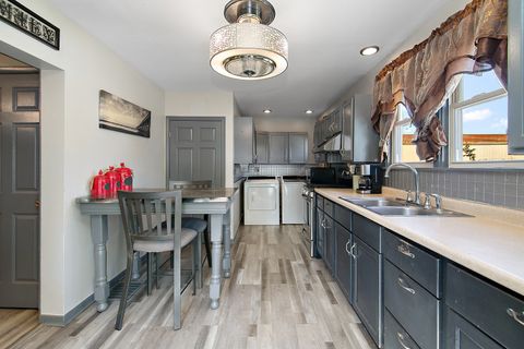 Tiny photo for 547 W Bourbonnais Street, Kankakee, IL 60901 (MLS # 12484829)