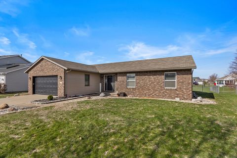 Tiny photo for 509 Crestwood Drive, Champaign, IL 61822 (MLS # 12591596)