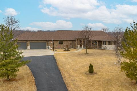 Tiny photo for 2935 Cottonwood Lane, Marseilles, IL 61341 (MLS # 12572705)