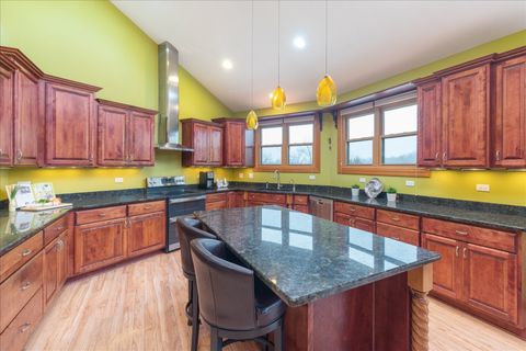 Tiny photo for 2935 Cottonwood Lane, Marseilles, IL 61341 (MLS # 12572705)