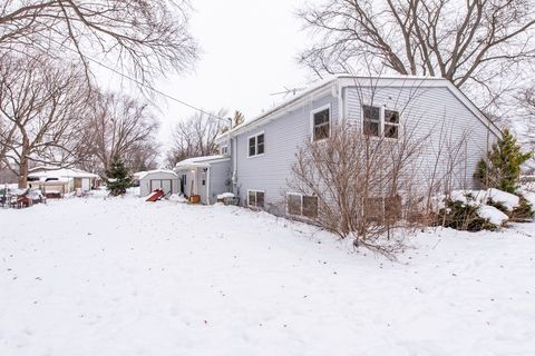Tiny photo for 37114 N Shirley Drive, Gurnee, IL 60031 (MLS # 12530755)
