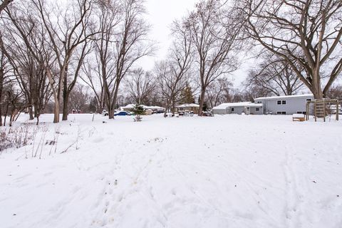 Tiny photo for 37114 N Shirley Drive, Gurnee, IL 60031 (MLS # 12530755)