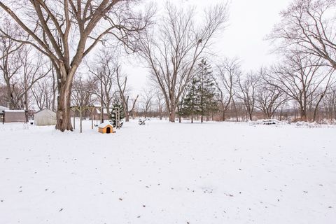 Tiny photo for 37114 N Shirley Drive, Gurnee, IL 60031 (MLS # 12530755)