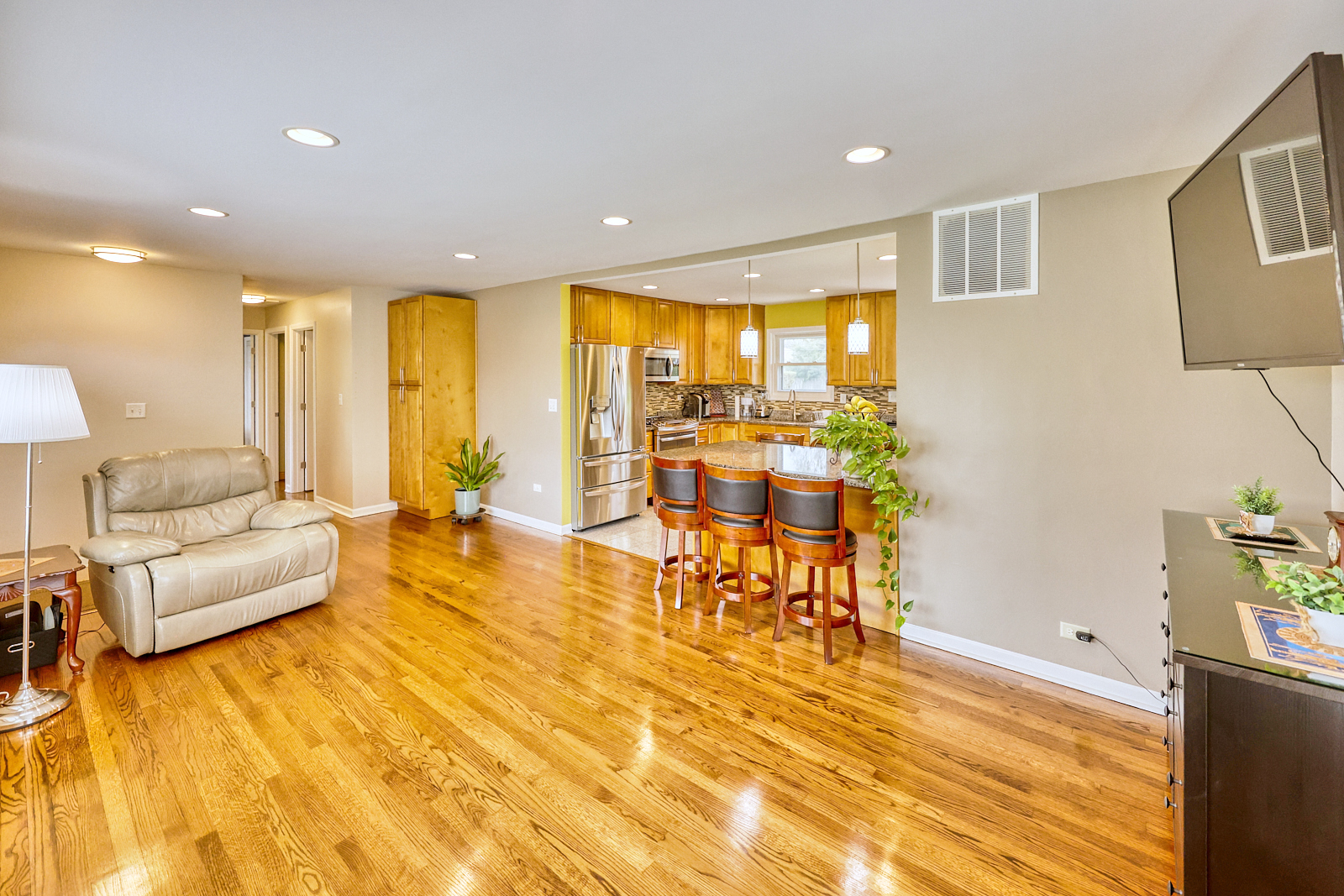 2073 Fox Lane