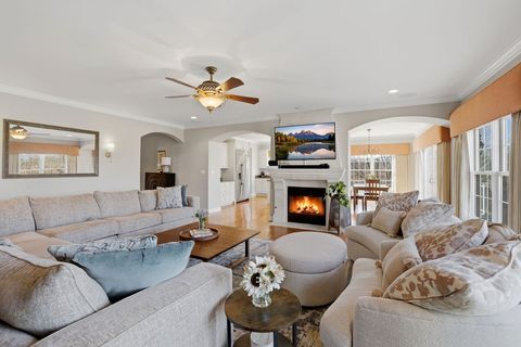 Tiny photo for 23056 Foxridge Court, Deer Park, IL 60010 (MLS # 12587854)