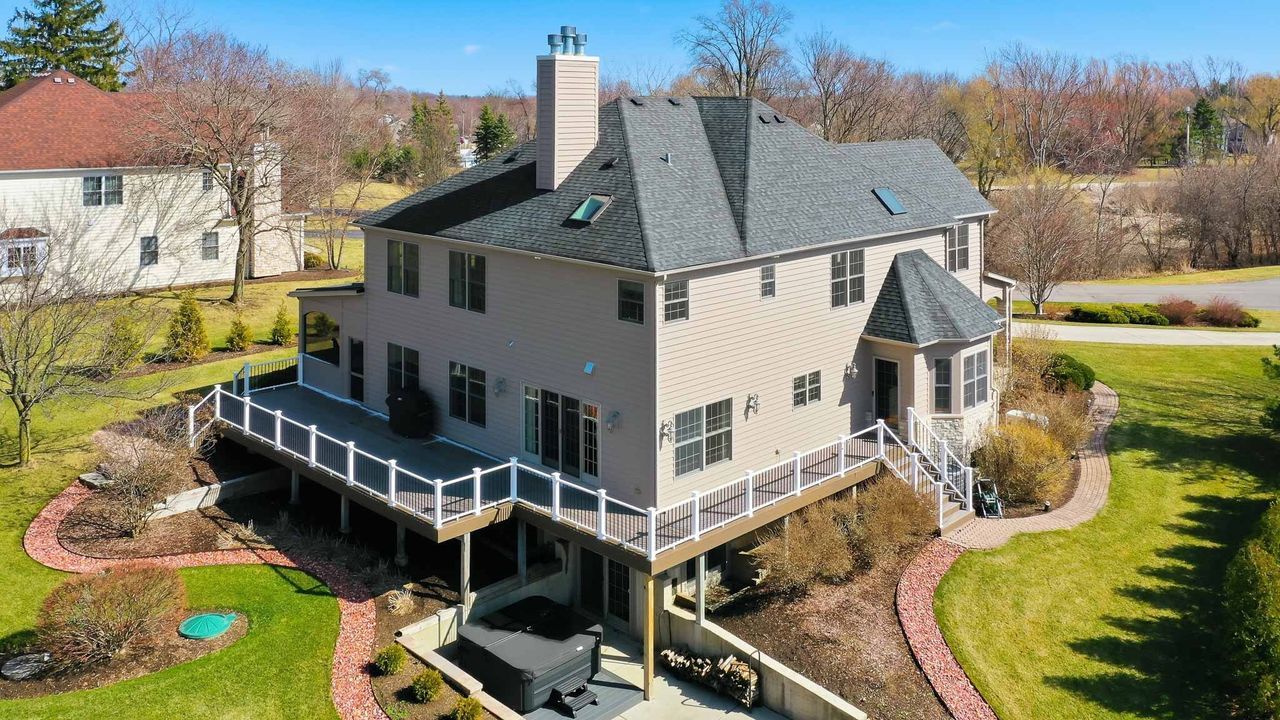 23056 Foxridge Court