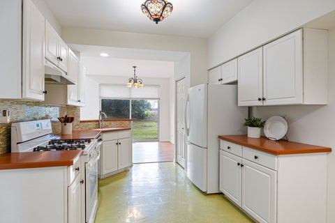 Tiny photo for 1053 Ripple Ridge RDG, Darien, IL 60561 (MLS # 12762088)