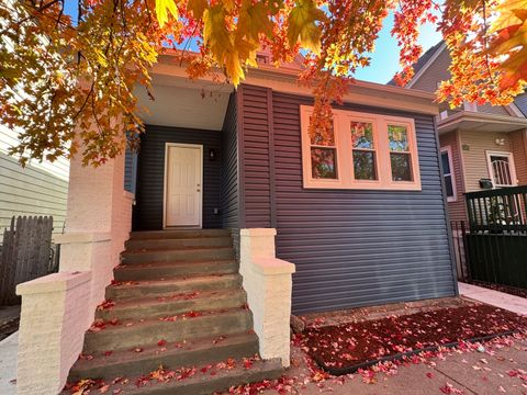 Photo of 11333 S Edbrooke Avenue, Chicago, IL 60628 (MLS # 12510386)