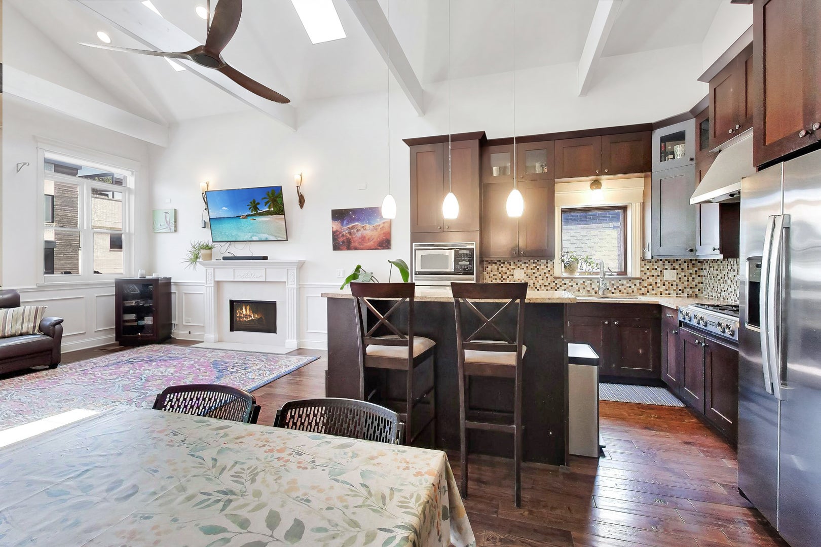 1339 W Walton Street 3