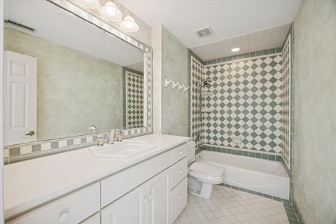 Tiny photo for 15W260 62nd Street, Burr Ridge, IL 60527 (MLS # 12406318)