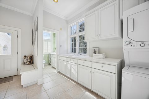 Tiny photo for 15W260 62nd Street, Burr Ridge, IL 60527 (MLS # 12406318)