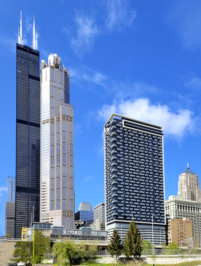 235 W VAN BUREN Street 3019