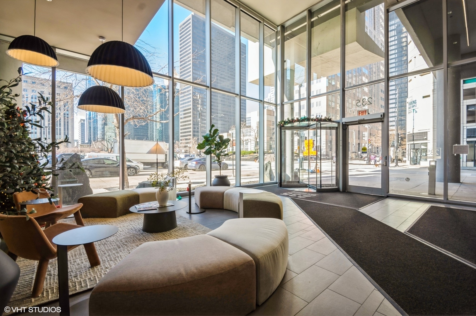 235 W VAN BUREN Street 3019