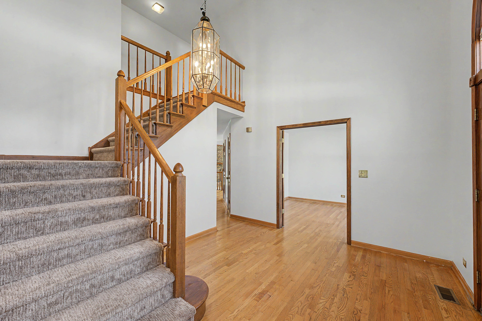 2600 Arlingdale Drive