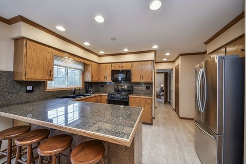 Tiny photo for 624 Joshua Court, Naperville, IL 60540 (MLS # 12367623)