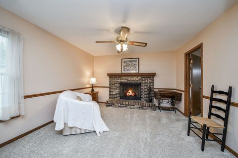 Tiny photo for 624 Joshua Court, Naperville, IL 60540 (MLS # 12367623)