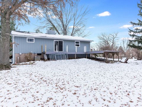 Tiny photo for Lake Holiday, IL 60552 (MLS # 12531129)