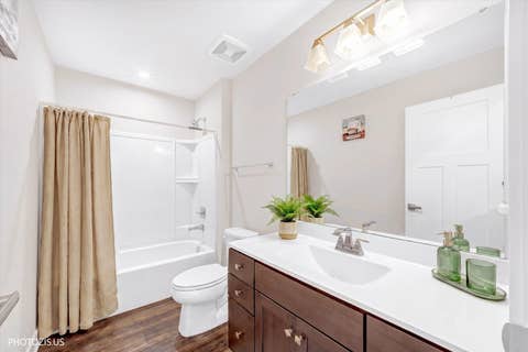 Tiny photo for 28047 W Homestead Court, Lakemoor, IL 60051 (MLS # 12704061)