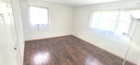 Tiny photo for 9236 Stanford Drive S, Bridgeview, IL 60455 (MLS # 12538892)