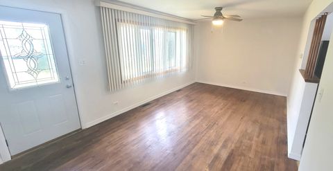 Tiny photo for 9236 Stanford Drive S, Bridgeview, IL 60455 (MLS # 12538892)