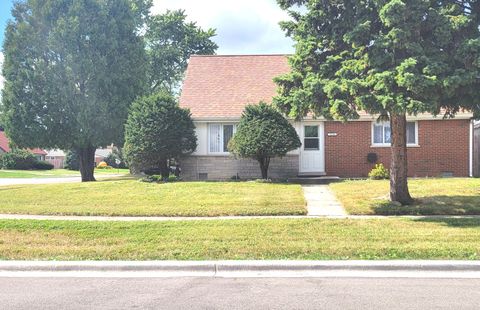 Tiny photo for 9236 Stanford Drive S, Bridgeview, IL 60455 (MLS # 12538892)