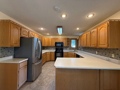 Tiny photo for 136 Bonnie Brae Road, Carbondale, IL 62901 (MLS # 12626811)