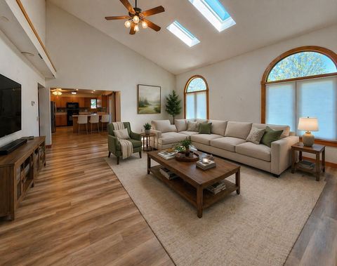 Tiny photo for 136 Bonnie Brae Road, Carbondale, IL 62901 (MLS # 12626811)