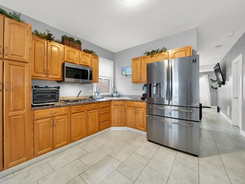 Tiny photo for 4121 Gunderson Avenue, Stickney, IL 60402 (MLS # 12558916)