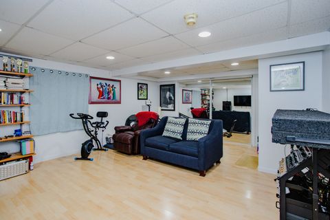 Tiny photo for 375 Ashwood Court, Vernon Hills, IL 60061 (MLS # 12556803)