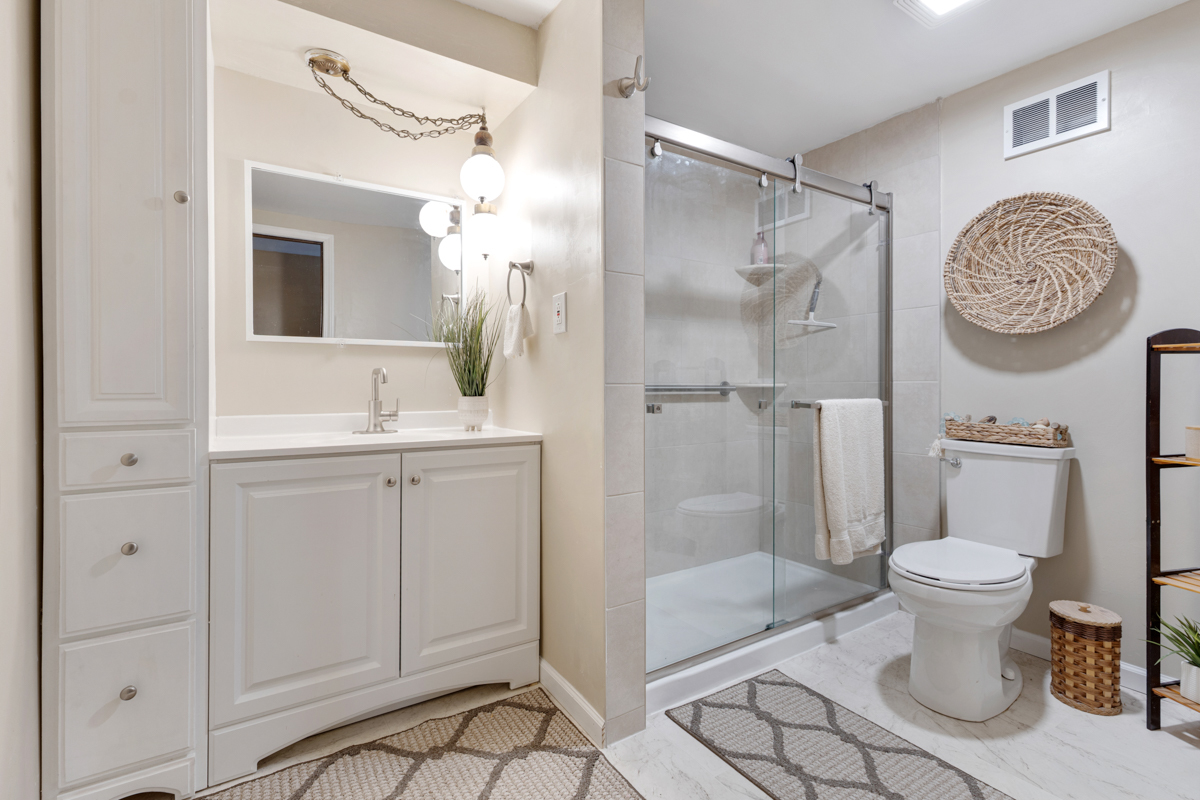 335 E Lake Park Avenue