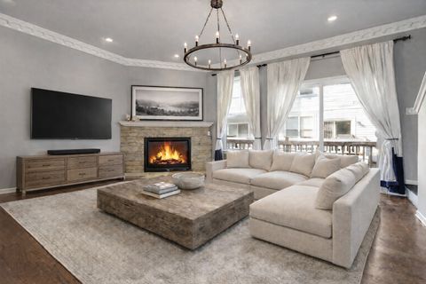 Tiny photo for 1198 Evergreen Avenue, Des Plaines, IL 60016 (MLS # 12592365)