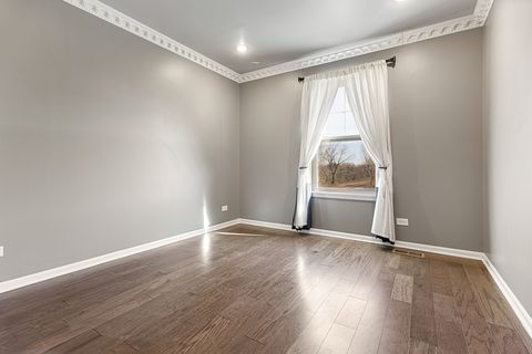 Tiny photo for 1198 Evergreen Avenue, Des Plaines, IL 60016 (MLS # 12592365)