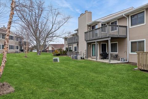 Tiny photo for 223 Winding Oak Lane, Buffalo Grove, IL 60089 (MLS # 12579106)