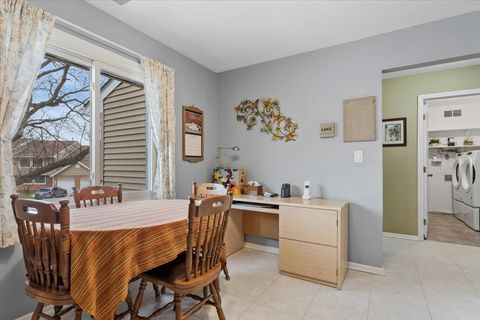 Tiny photo for 223 Winding Oak Lane, Buffalo Grove, IL 60089 (MLS # 12579106)