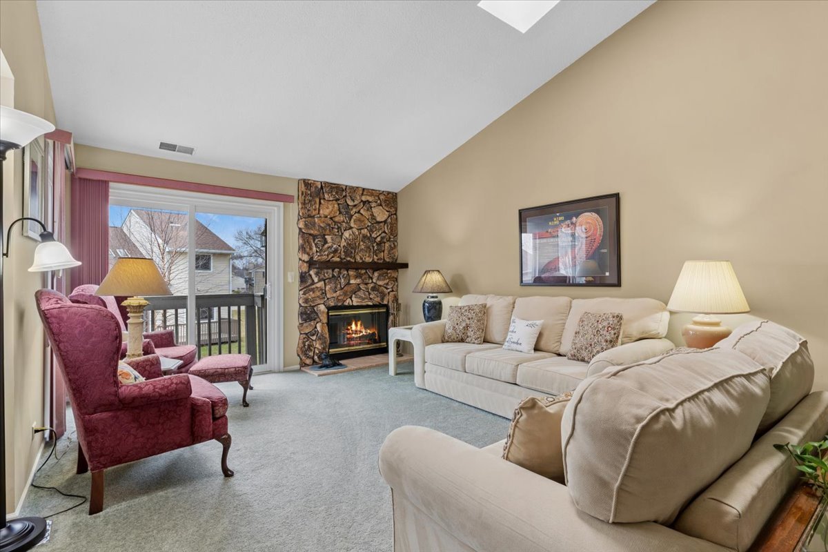 223 Winding Oak Lane