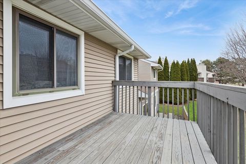 Tiny photo for 223 Winding Oak Lane, Buffalo Grove, IL 60089 (MLS # 12579106)