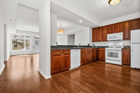 Tiny photo for 515 N Harlem Avenue #203, Oak Park, IL 60302 (MLS # 12787544)
