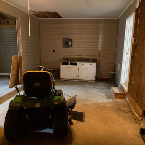 Tiny photo for 8 Sandburg Court, Clinton, IL 61727 (MLS # 12699520)
