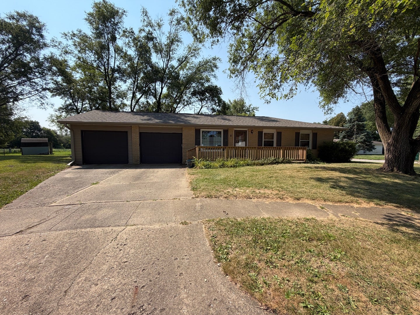 8 Sandburg Court