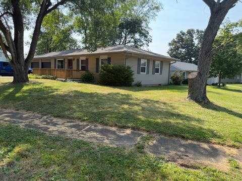 Tiny photo for 8 Sandburg Court, Clinton, IL 61727 (MLS # 12699520)