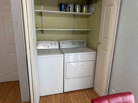 Tiny photo for 8 Sandburg Court, Clinton, IL 61727 (MLS # 12699520)