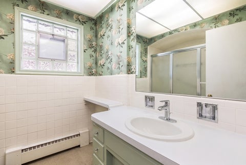 Tiny photo for 19 N Seminary Avenue, Park Ridge, IL 60068 (MLS # 12699029)