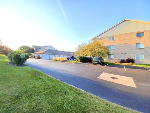 Tiny photo for 6810 Ridge Point Drive #1C, Oak Forest, IL 60452 (MLS # 12474500)