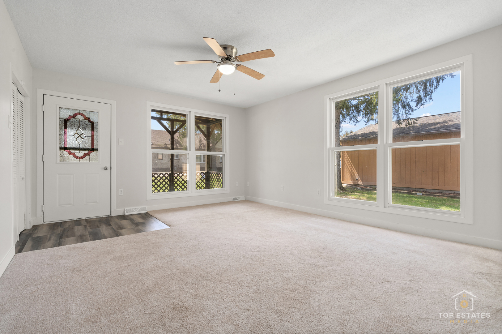 25644 W Arcade Drive S